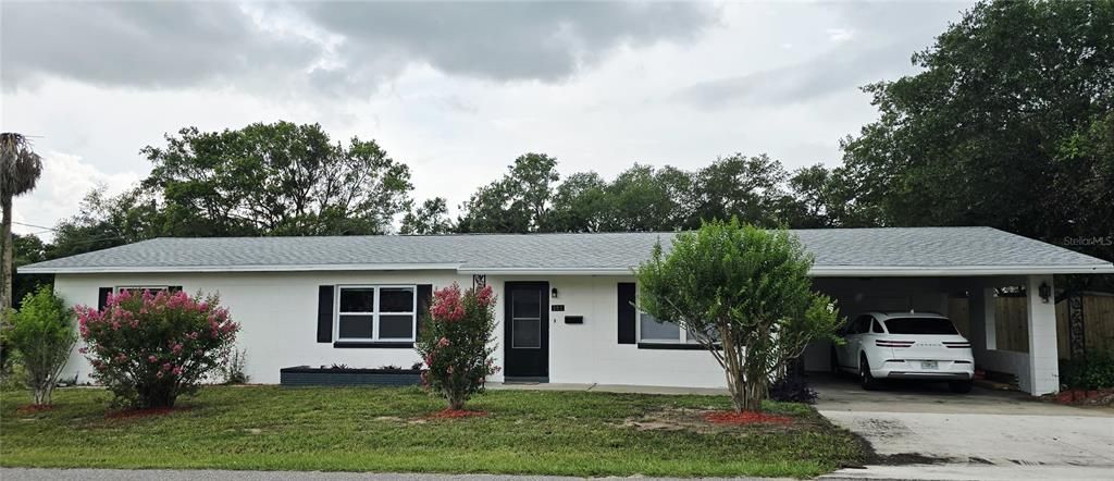 Недавно продано: $266,000 (3 спален, 2 ванн, 1377 Квадратных фут)