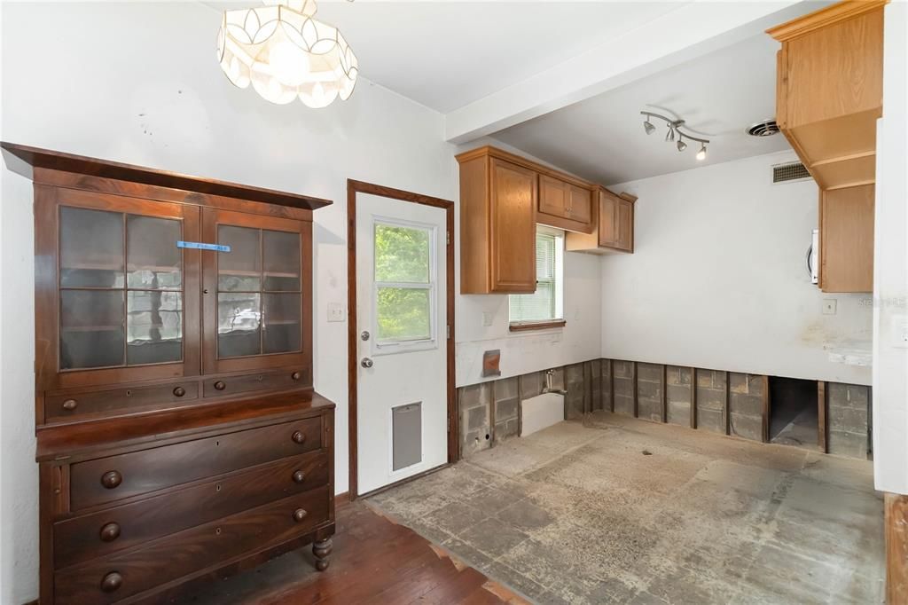 Living Room & Kitchen