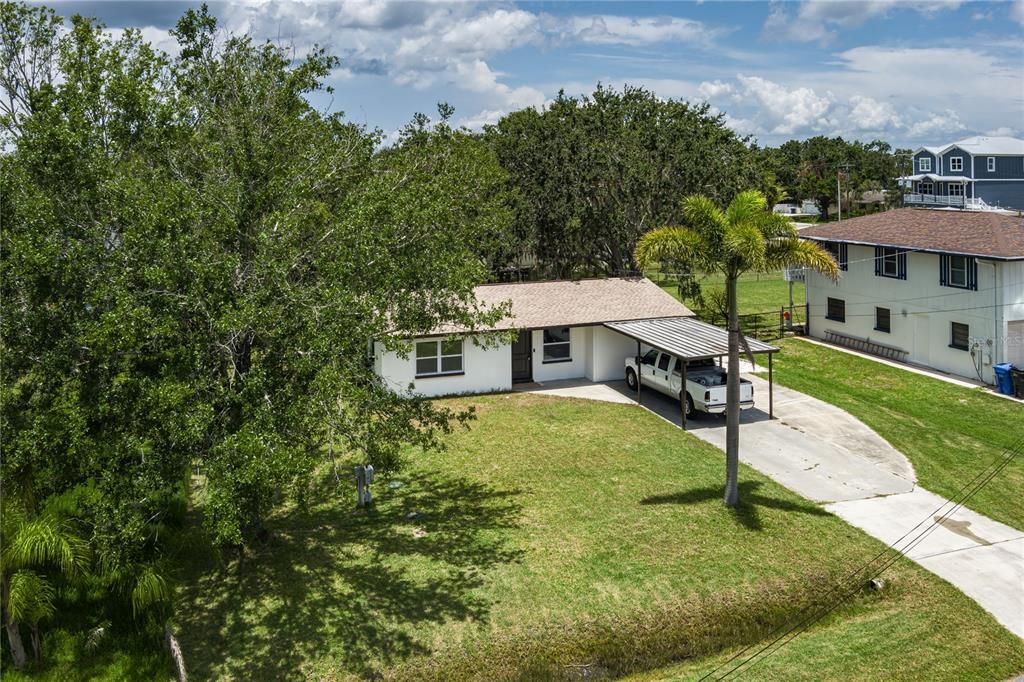 Recently Sold: $219,900 (2 beds, 1 baths, 864 Square Feet)