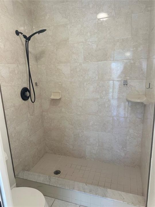 For Rent: $2,500 (3 beds, 2 baths, 1456 Square Feet)