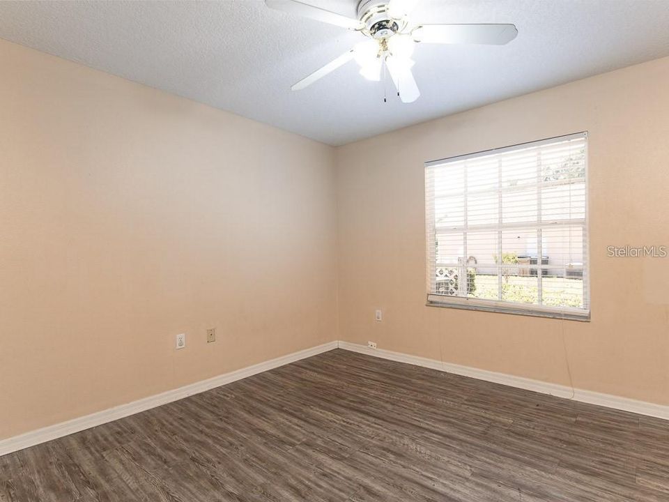 На продажу: $284,000 (3 спален, 2 ванн, 1689 Квадратных фут)