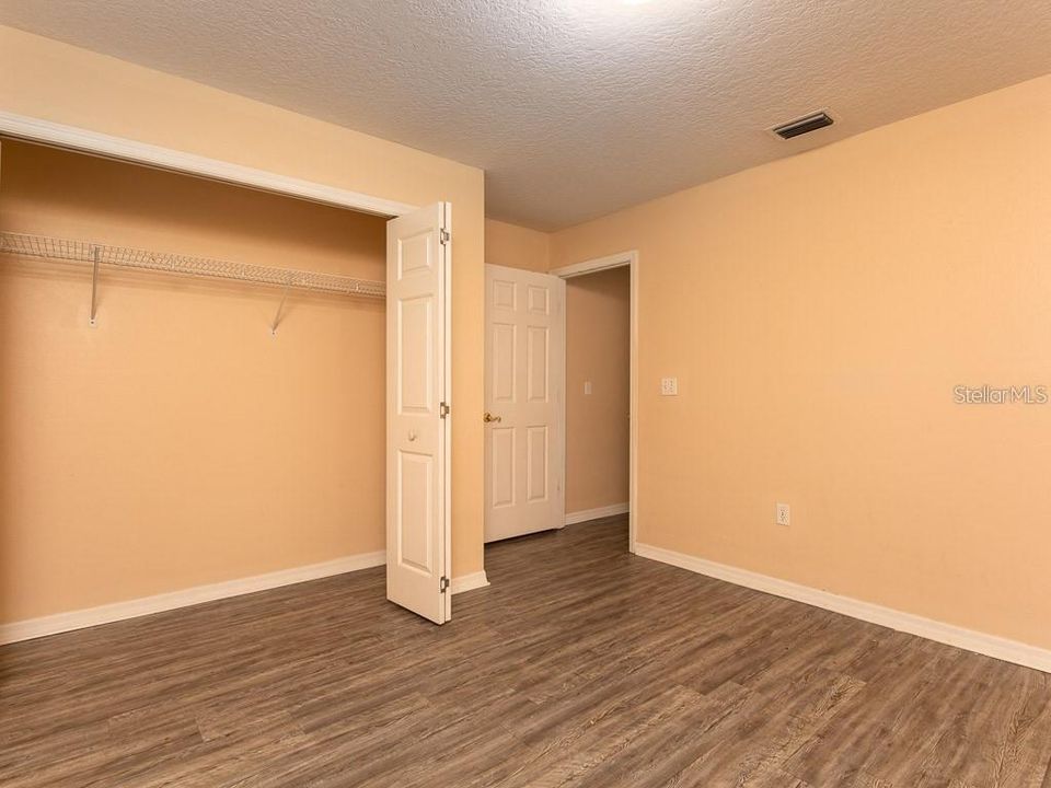 На продажу: $284,000 (3 спален, 2 ванн, 1689 Квадратных фут)