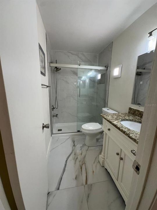 На продажу: $289,000 (3 спален, 2 ванн, 1050 Квадратных фут)