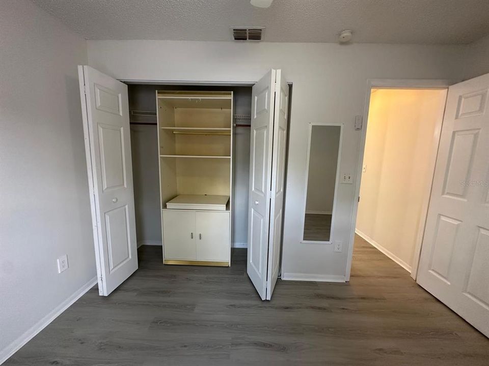 На продажу: $289,000 (3 спален, 2 ванн, 1050 Квадратных фут)