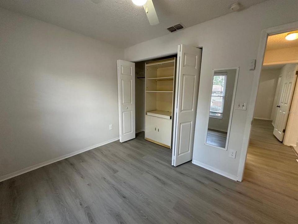 На продажу: $289,000 (3 спален, 2 ванн, 1050 Квадратных фут)