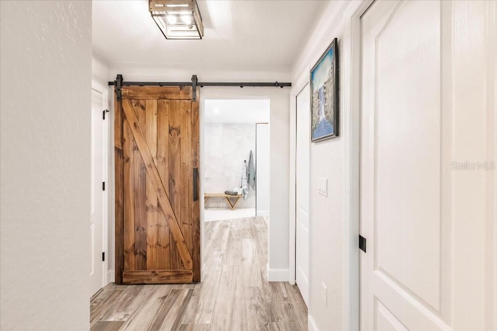 En Venta: $650,000 (3 camas, 2 baños, 2030 Pies cuadrados)