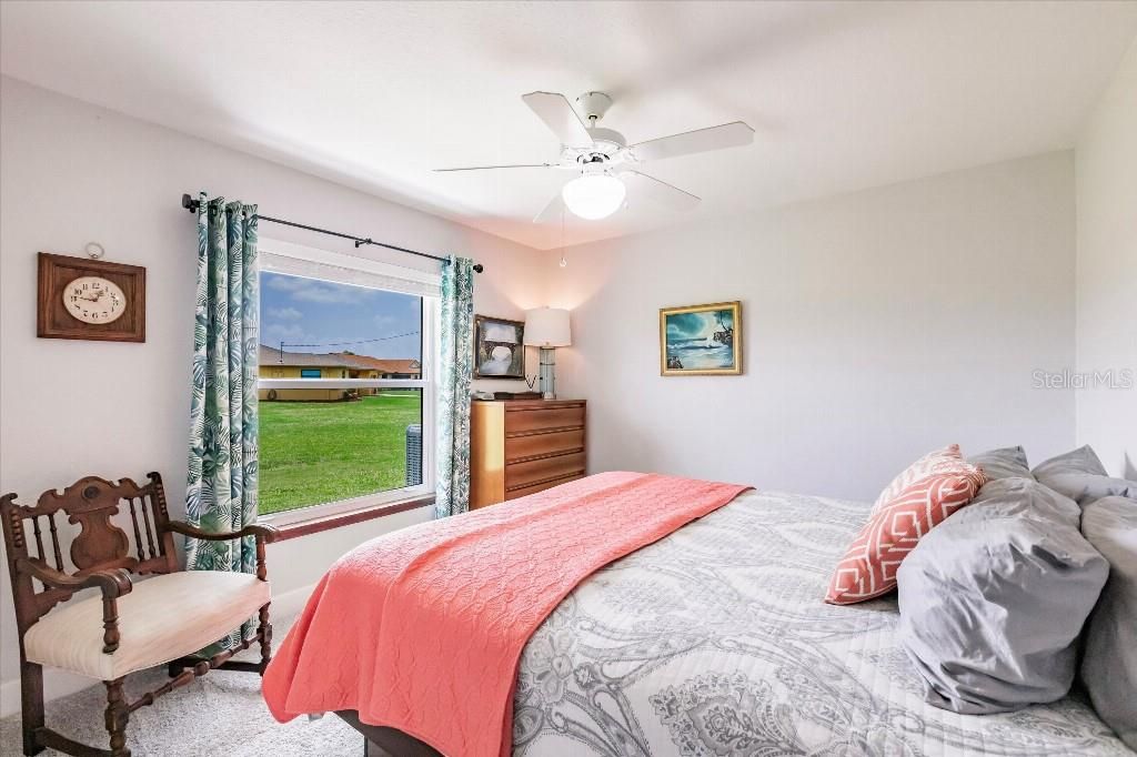 En Venta: $650,000 (3 camas, 2 baños, 2030 Pies cuadrados)