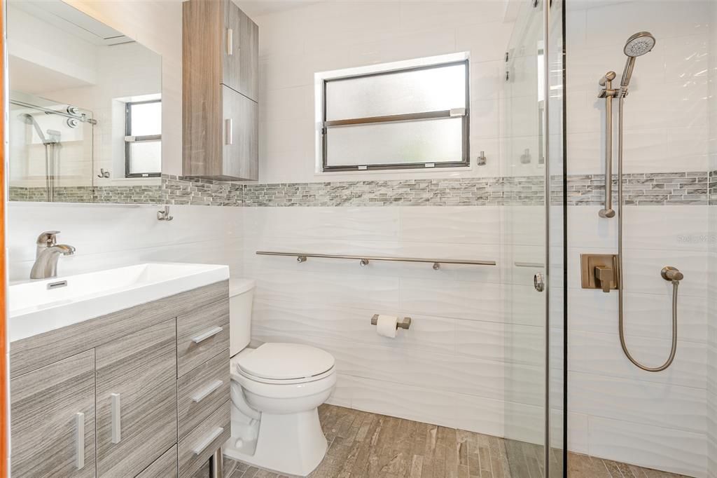 For Rent: $8,990 (4 beds, 3 baths, 4188 Square Feet)