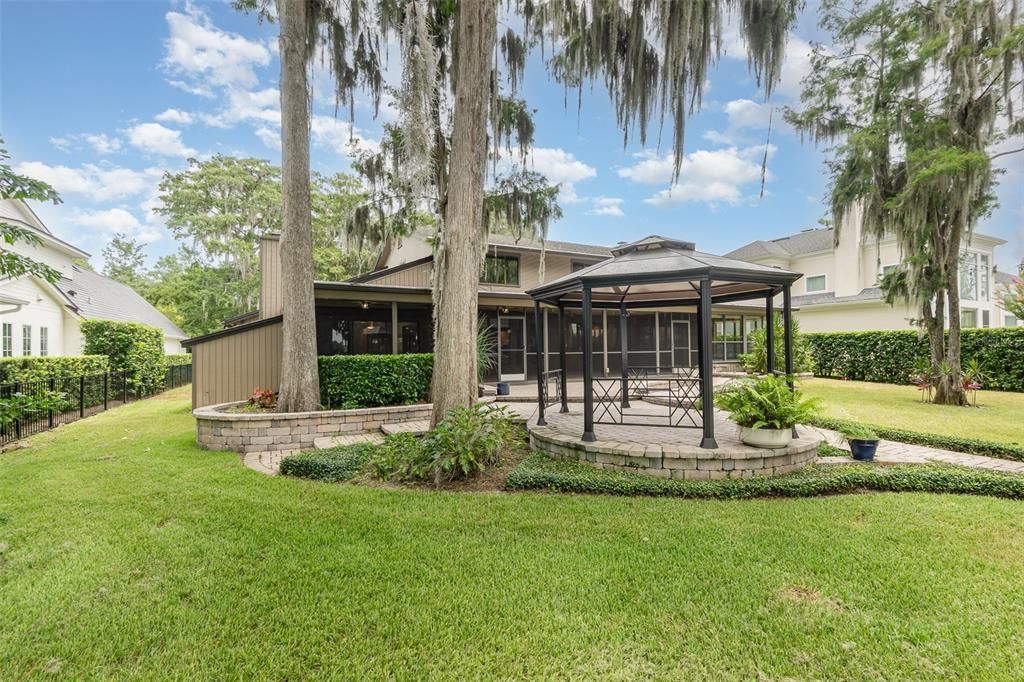 For Rent: $8,990 (4 beds, 3 baths, 4188 Square Feet)