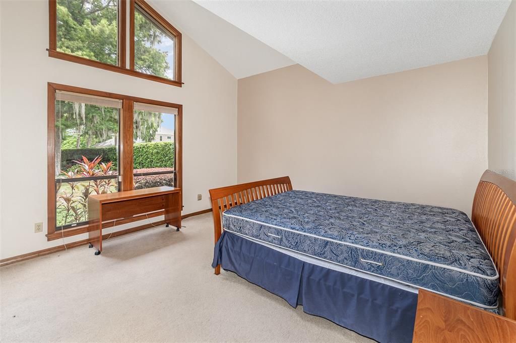 For Rent: $8,990 (4 beds, 3 baths, 4188 Square Feet)