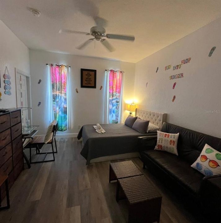 For Sale: $335,000 (4 beds, 3 baths, 1856 Square Feet)