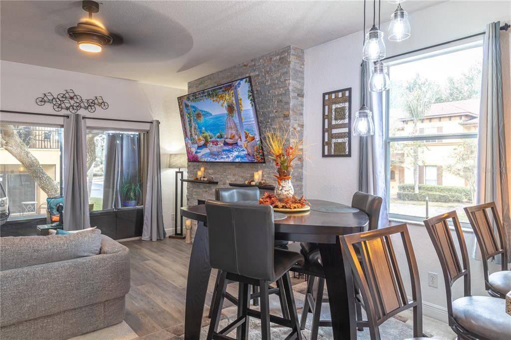 For Sale: $335,000 (4 beds, 3 baths, 1856 Square Feet)