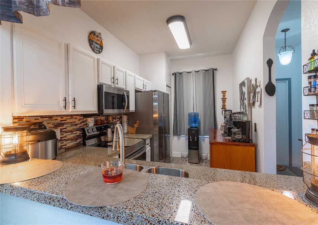 For Sale: $335,000 (4 beds, 3 baths, 1856 Square Feet)