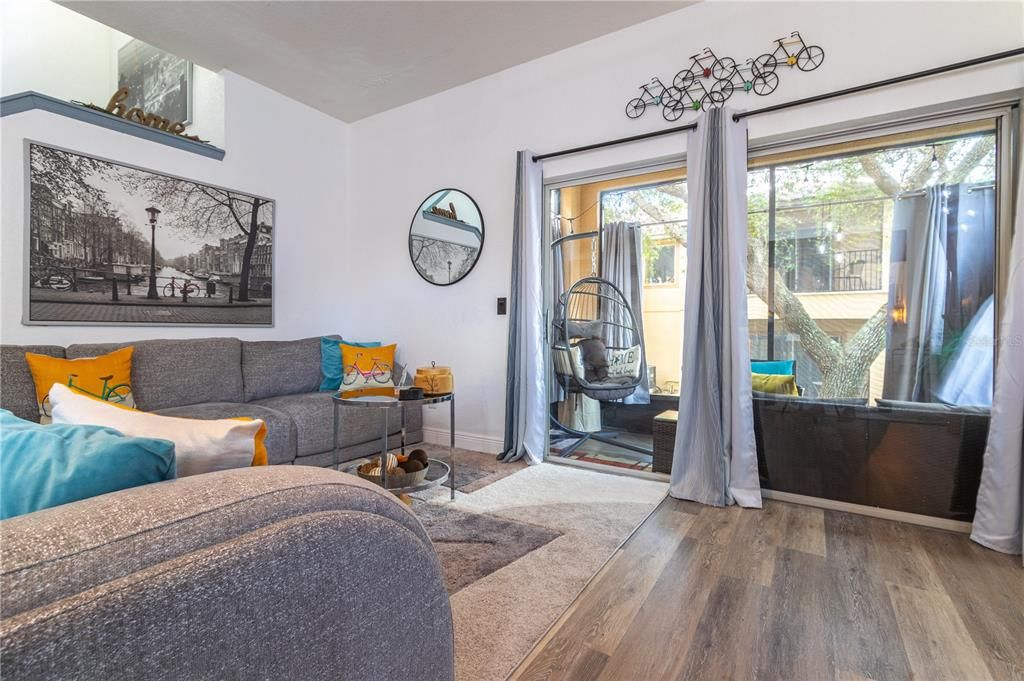 For Sale: $335,000 (4 beds, 3 baths, 1856 Square Feet)