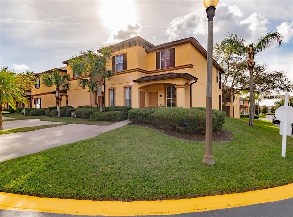 For Sale: $335,000 (4 beds, 3 baths, 1856 Square Feet)