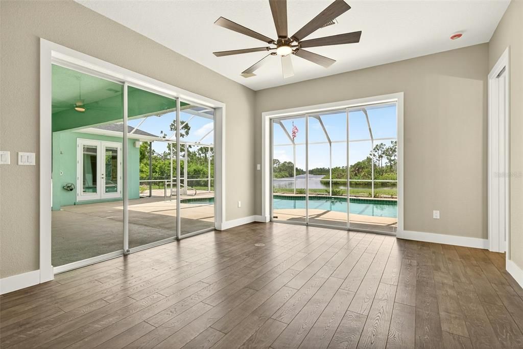 For Sale: $1,450,000 (7 beds, 5 baths, 4617 Square Feet)