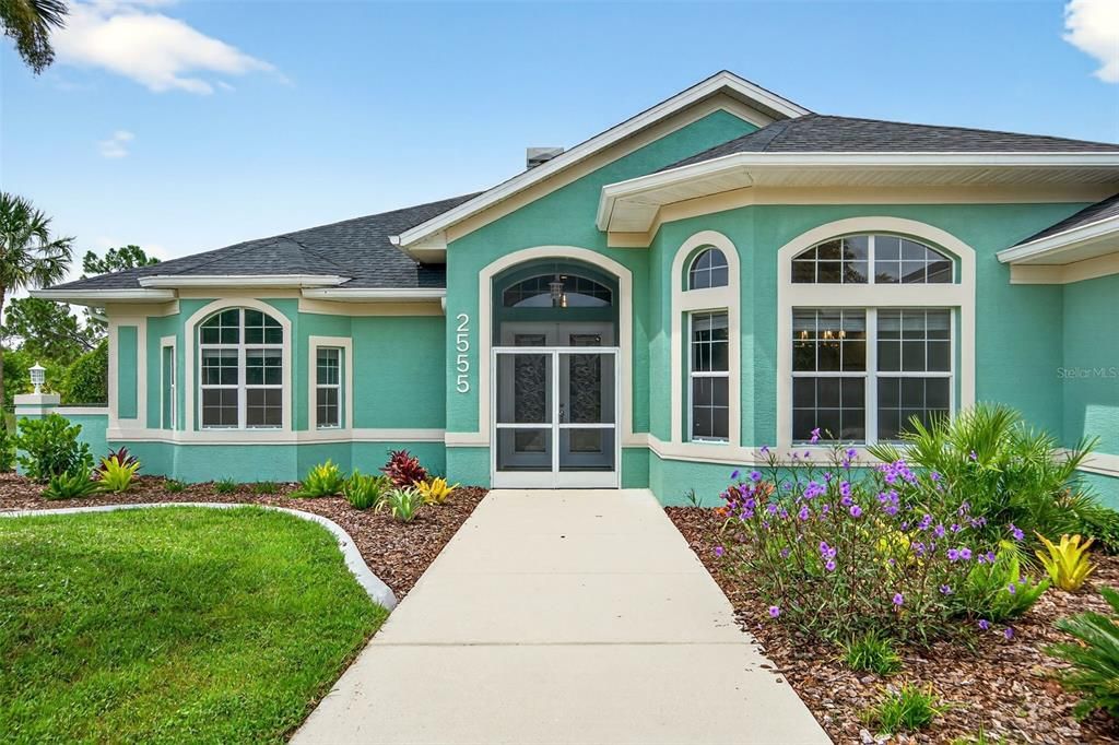 For Sale: $1,450,000 (7 beds, 5 baths, 4617 Square Feet)