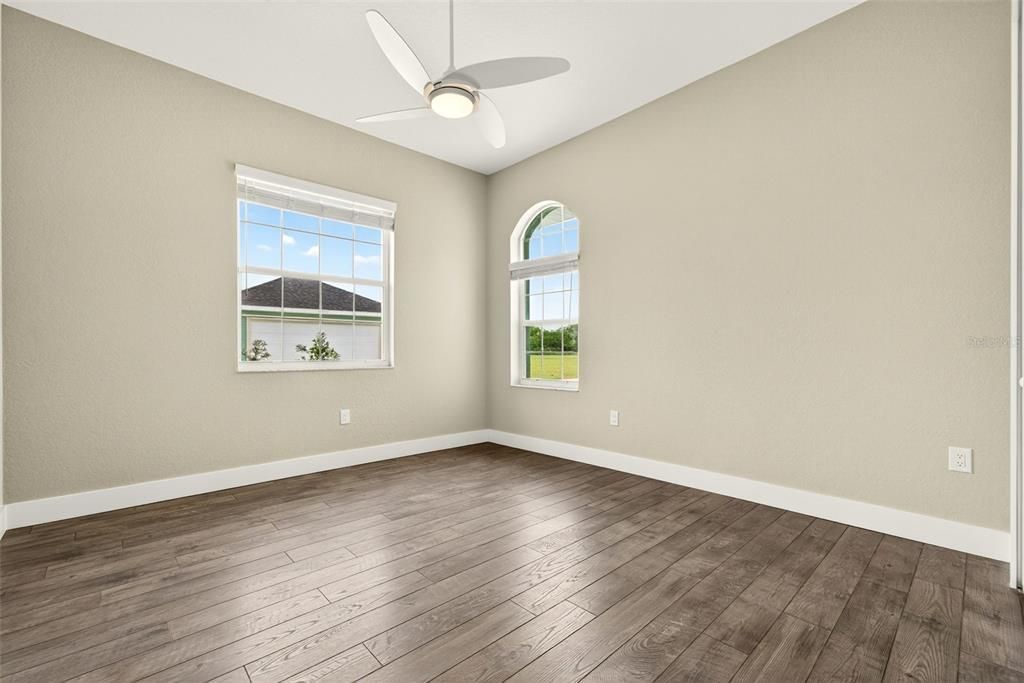 For Sale: $1,450,000 (7 beds, 5 baths, 4617 Square Feet)