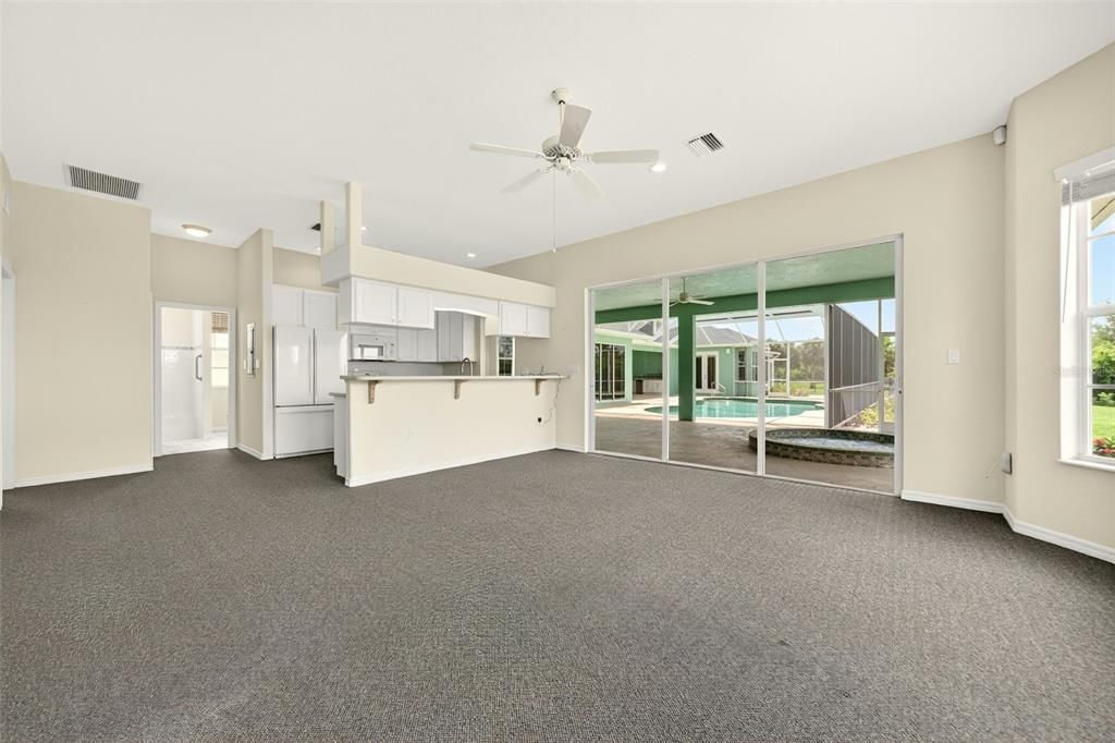 For Sale: $1,450,000 (7 beds, 5 baths, 4617 Square Feet)