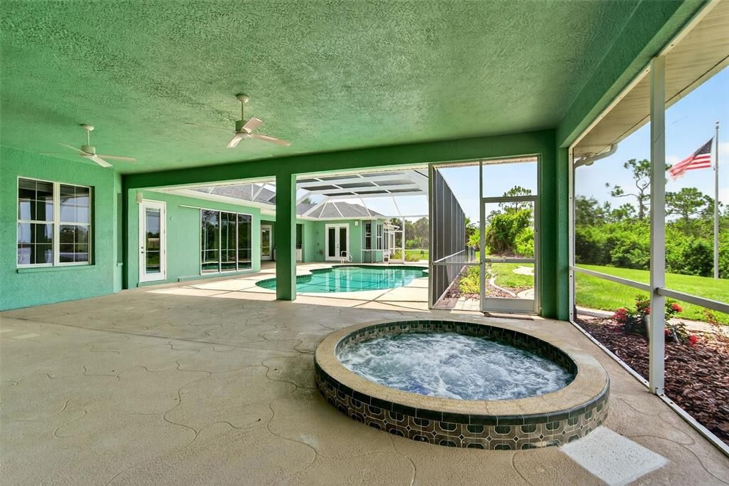 For Sale: $1,450,000 (7 beds, 5 baths, 4617 Square Feet)