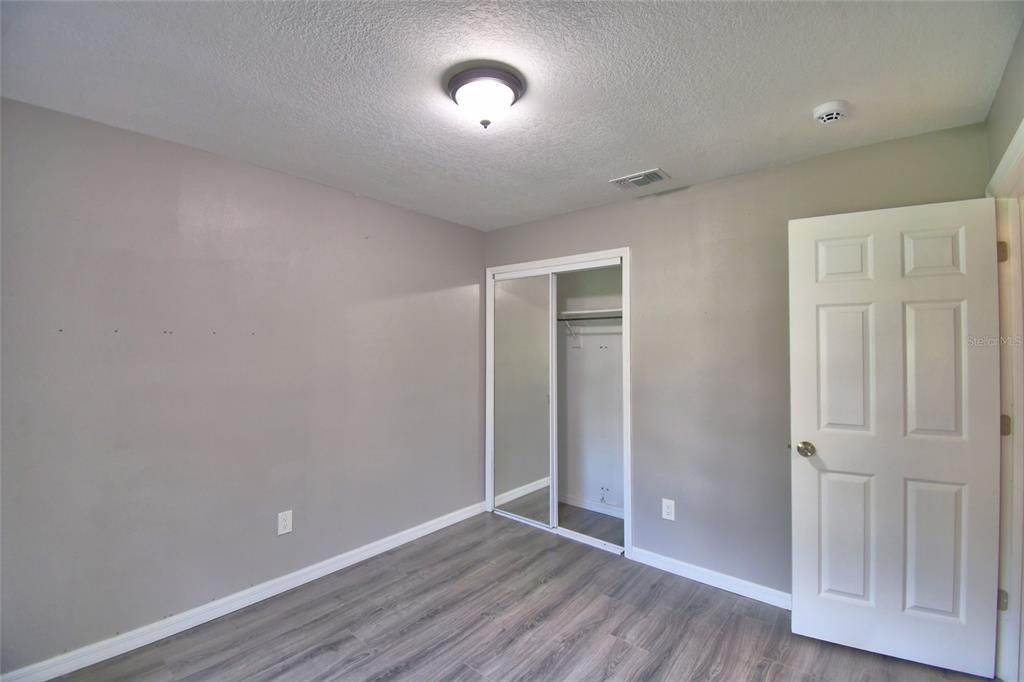 На продажу: $265,001 (3 спален, 2 ванн, 1068 Квадратных фут)