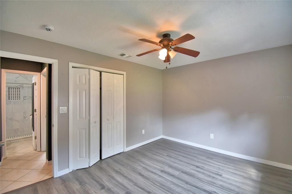 На продажу: $265,001 (3 спален, 2 ванн, 1068 Квадратных фут)