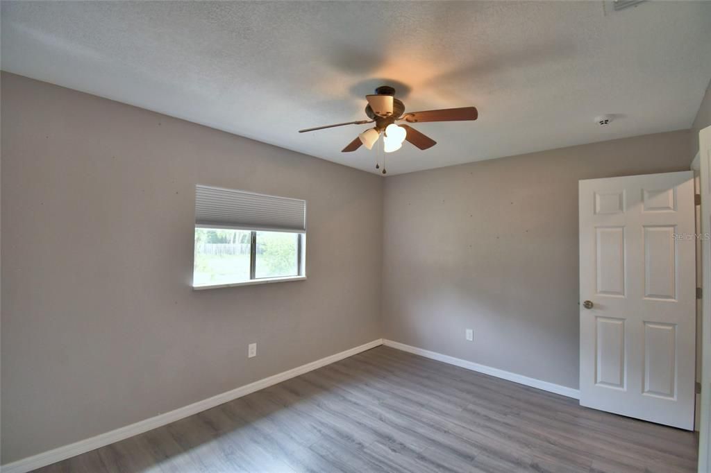 На продажу: $265,001 (3 спален, 2 ванн, 1068 Квадратных фут)