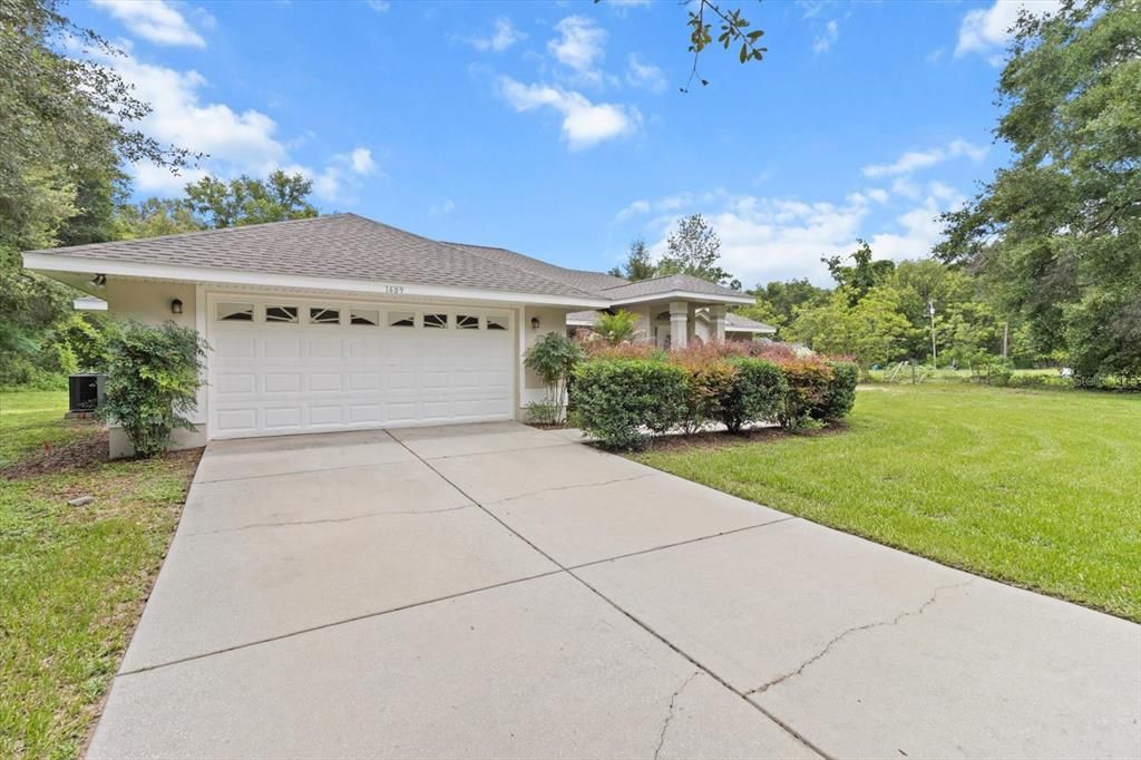 Active With Contract: $384,900 (3 beds, 2 baths, 2097 Square Feet)