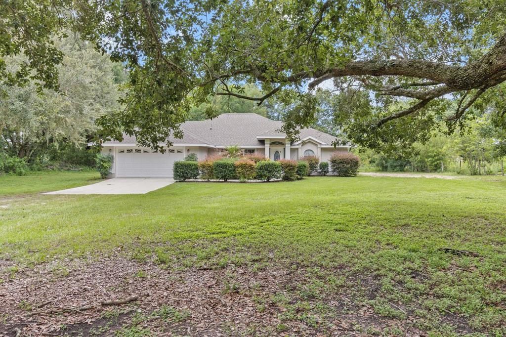 Active With Contract: $384,900 (3 beds, 2 baths, 2097 Square Feet)