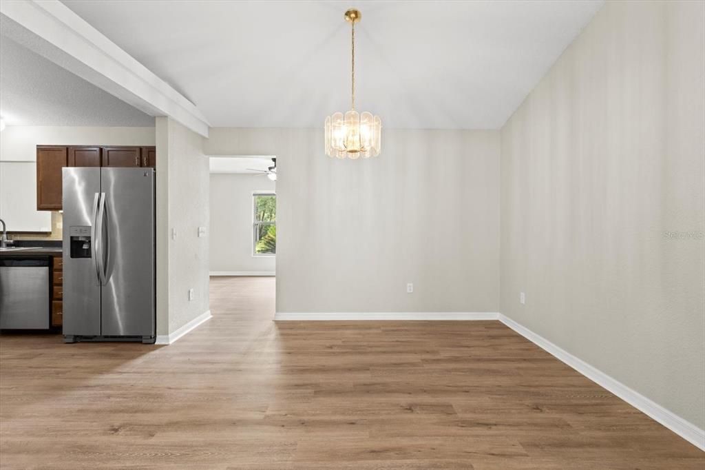 Active With Contract: $384,900 (3 beds, 2 baths, 2097 Square Feet)