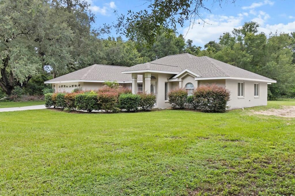 Active With Contract: $384,900 (3 beds, 2 baths, 2097 Square Feet)