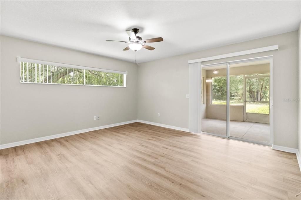 Active With Contract: $384,900 (3 beds, 2 baths, 2097 Square Feet)