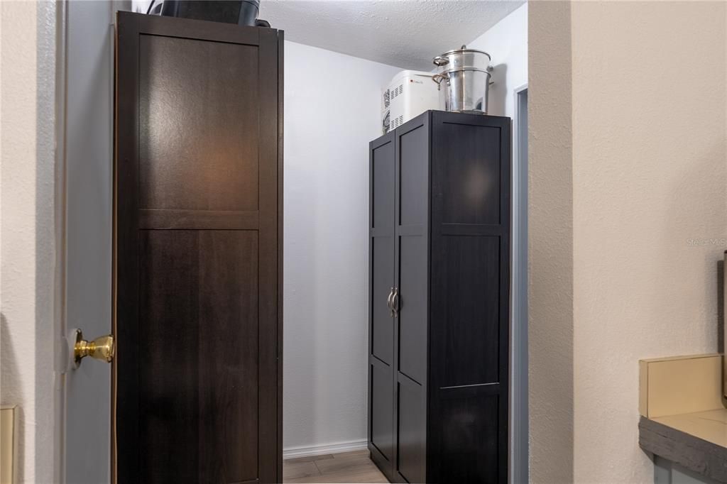 Active With Contract: $415,000 (2 beds, 2 baths, 1002 Square Feet)