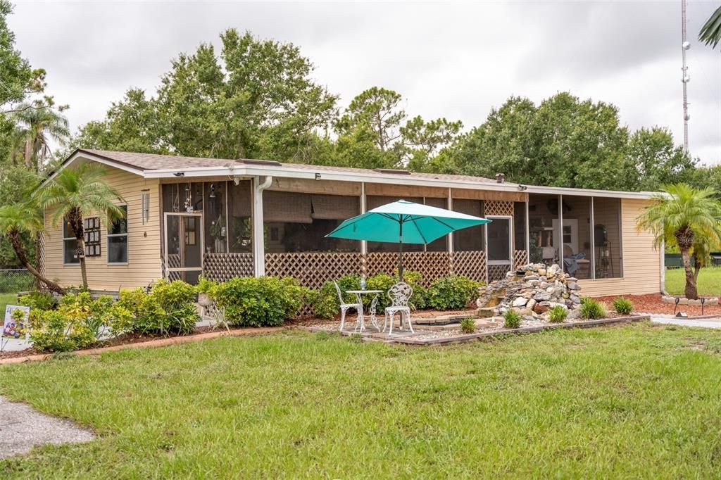 Active With Contract: $415,000 (2 beds, 2 baths, 1002 Square Feet)