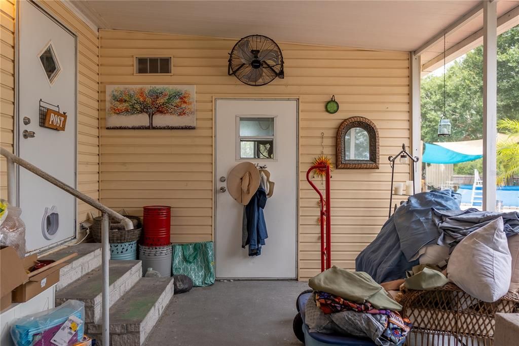 Active With Contract: $415,000 (2 beds, 2 baths, 1002 Square Feet)