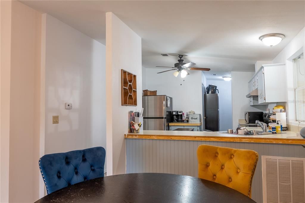 Active With Contract: $415,000 (2 beds, 2 baths, 1002 Square Feet)