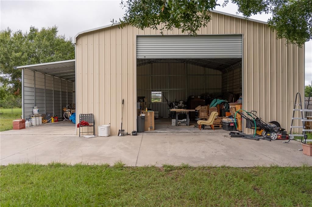 Active With Contract: $415,000 (2 beds, 2 baths, 1002 Square Feet)