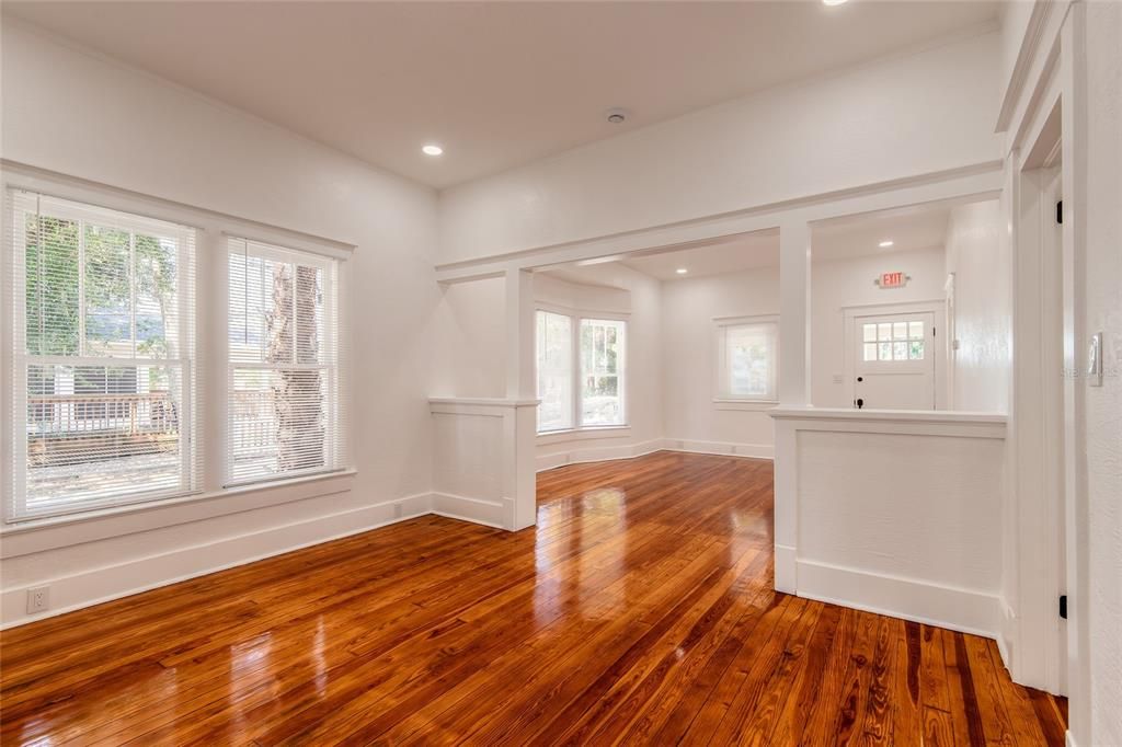 На продажу: $499,000 (0 спален, 0 ванн, 1320 Квадратных фут)