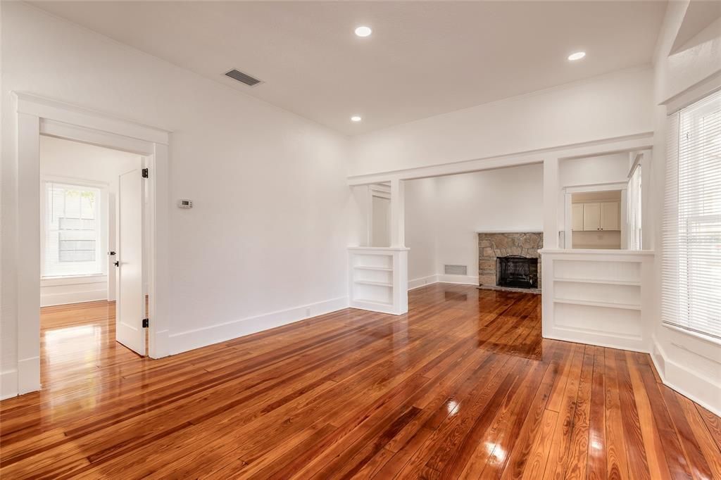 На продажу: $499,000 (0 спален, 0 ванн, 1320 Квадратных фут)