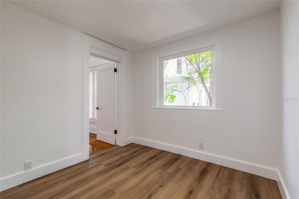 На продажу: $499,000 (0 спален, 0 ванн, 1320 Квадратных фут)