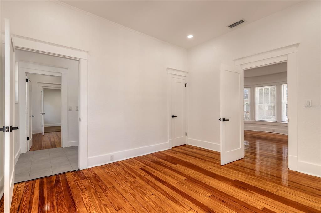 На продажу: $499,000 (0 спален, 0 ванн, 1320 Квадратных фут)