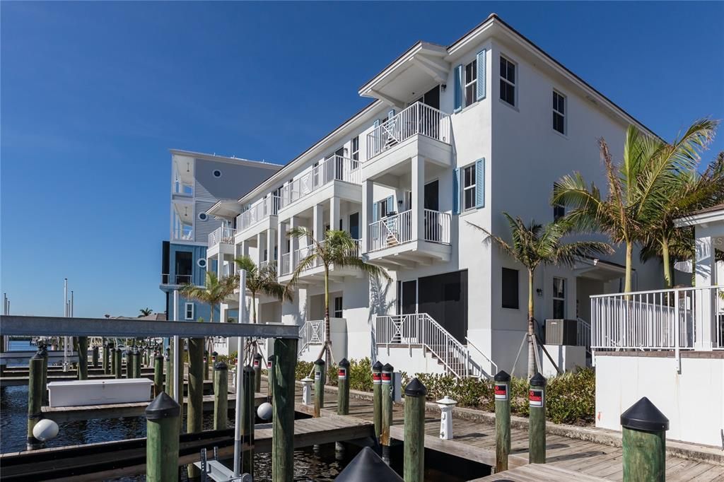 На продажу: $1,225,000 (3 спален, 3 ванн, 2222 Квадратных фут)