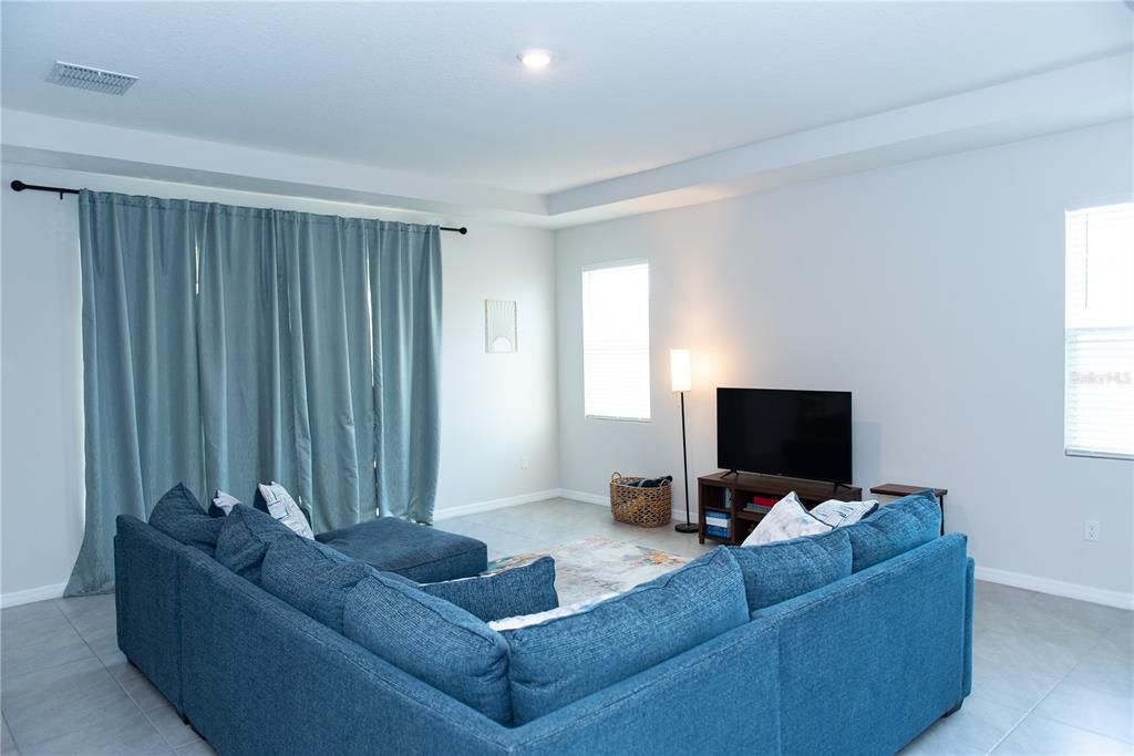 For Rent: $4,500 (4 beds, 3 baths, 2787 Square Feet)