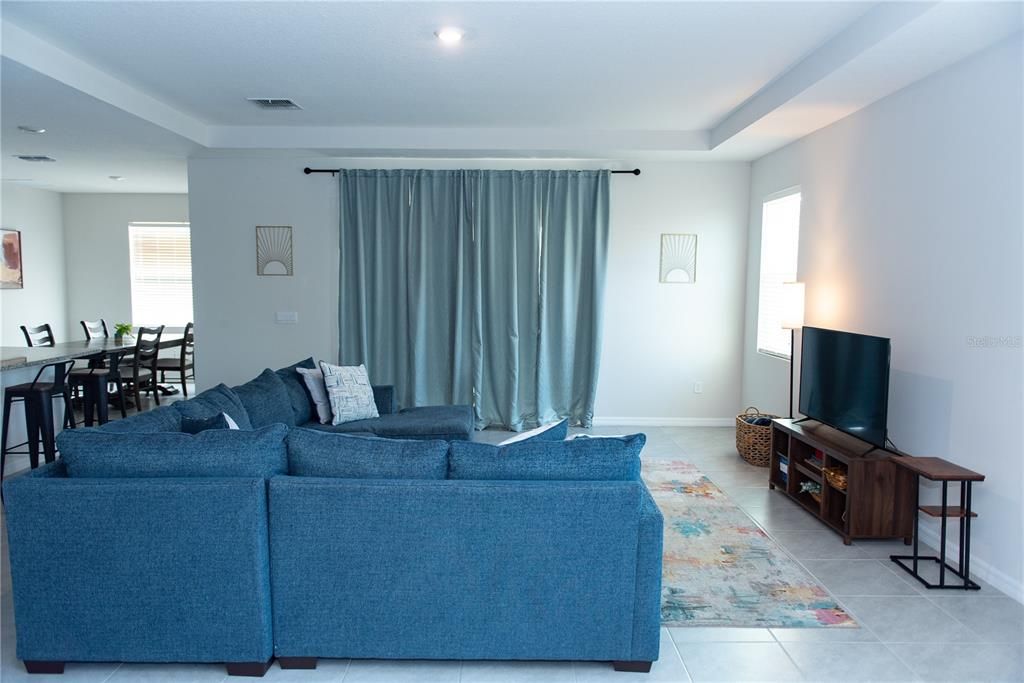 For Rent: $4,500 (4 beds, 3 baths, 2787 Square Feet)
