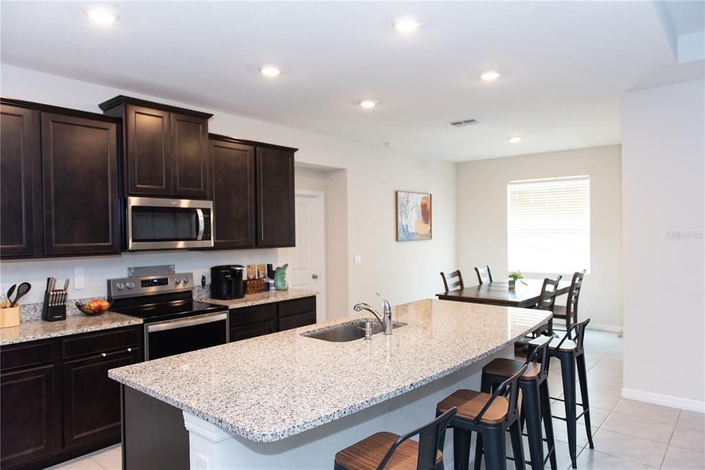For Rent: $4,500 (4 beds, 3 baths, 2787 Square Feet)