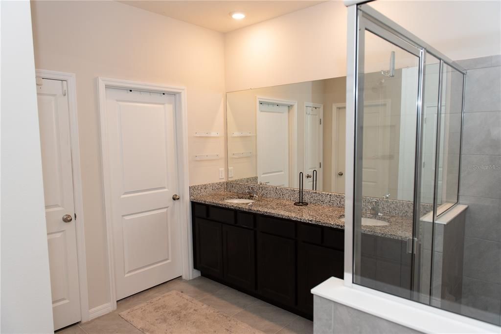 For Rent: $4,500 (4 beds, 3 baths, 2787 Square Feet)