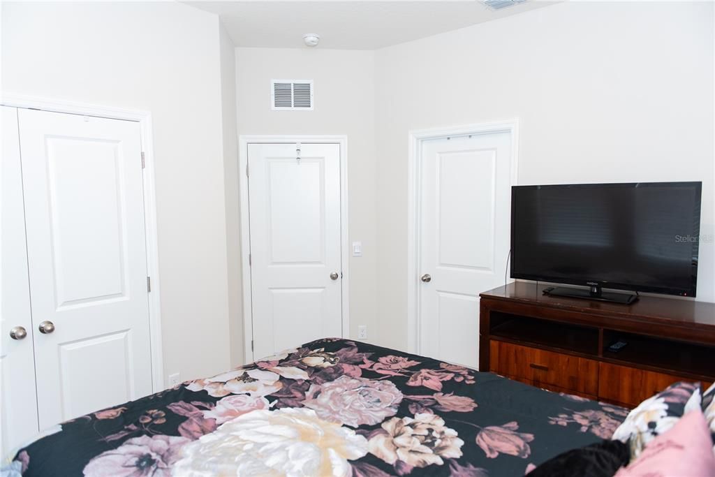 For Rent: $4,500 (4 beds, 3 baths, 2787 Square Feet)