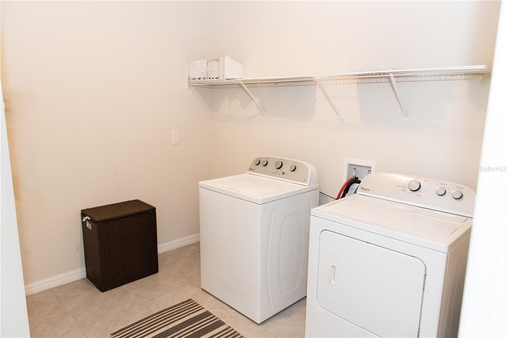 For Rent: $4,500 (4 beds, 3 baths, 2787 Square Feet)