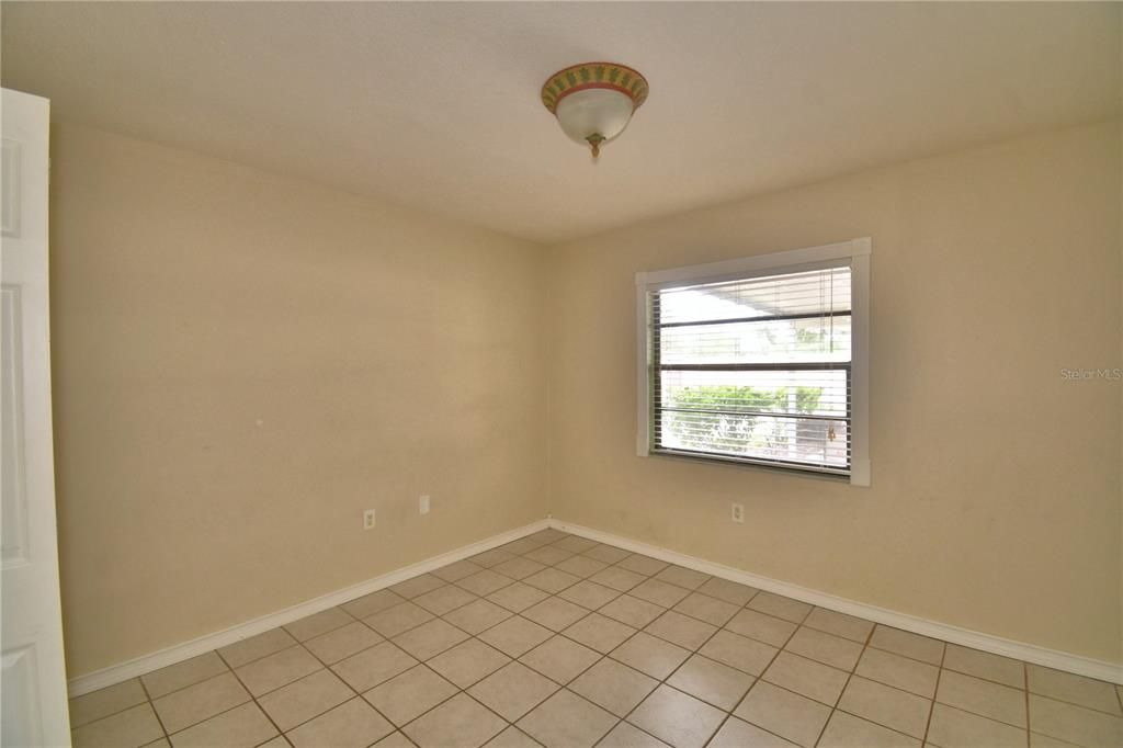 For Sale: $144,900 (2 beds, 2 baths, 1252 Square Feet)
