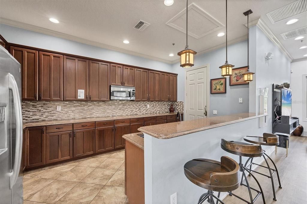 For Sale: $269,900 (3 beds, 2 baths, 1700 Square Feet)